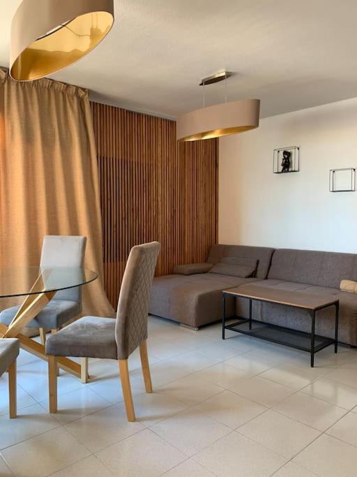 Schoene Wohnung In Zentrum Von 托雷维耶哈 外观 照片